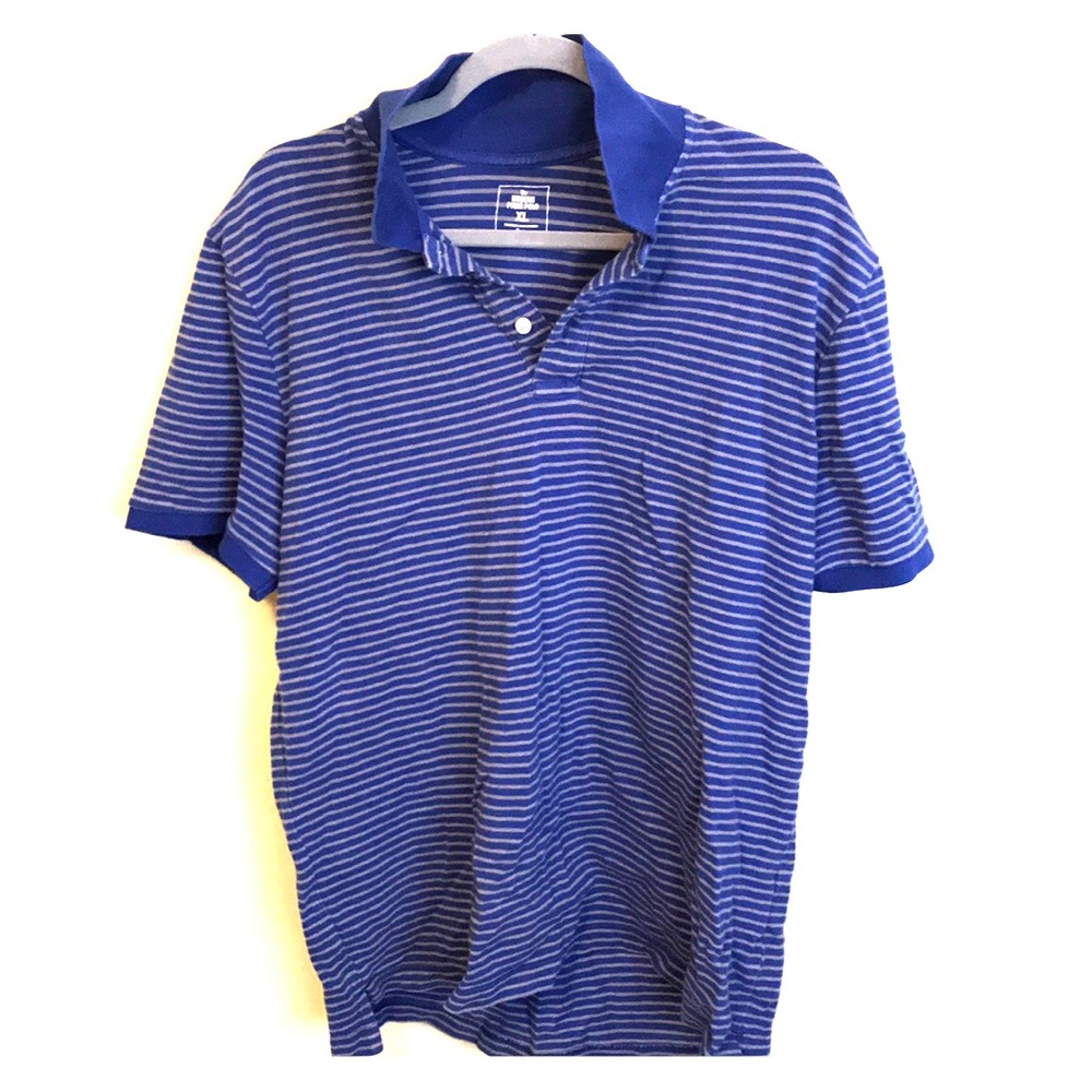 Gap golf shirt XL blue with gray stripes